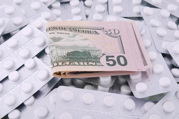Tři Bankovky Dolarů Klade Pozadí Tablety — Stock fotografie