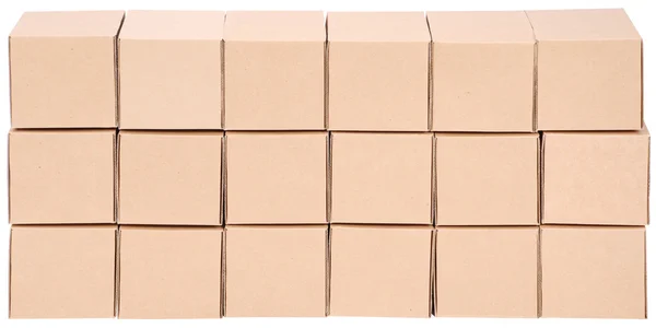 Karton Kutular Beyaz Zemin Üzerine Kutularından Piramit — Stok fotoğraf