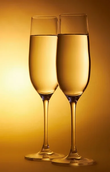 Дві склянки шампанського — стокове фото