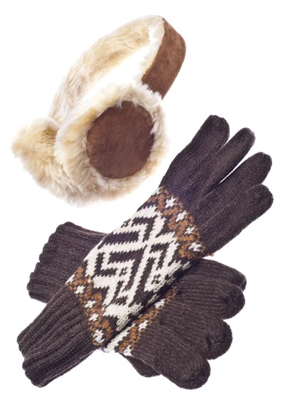 Kahverengi tüylü kış kulak-muffs eldivenlerle — Stok fotoğraf