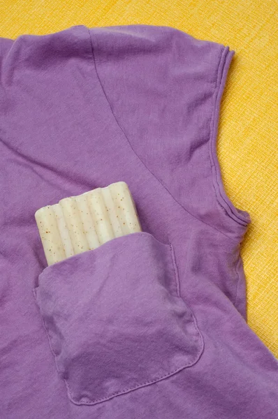 Seife in der Hemdtasche — Stockfoto