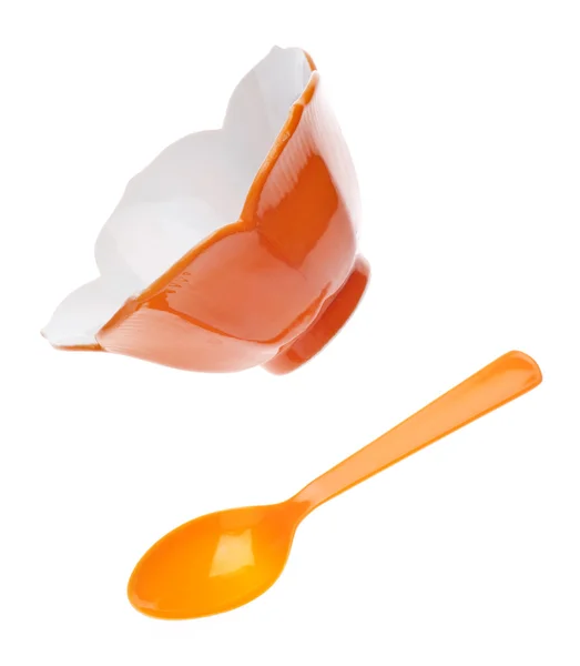 Cuenco de naranja y cuchara — Foto de Stock