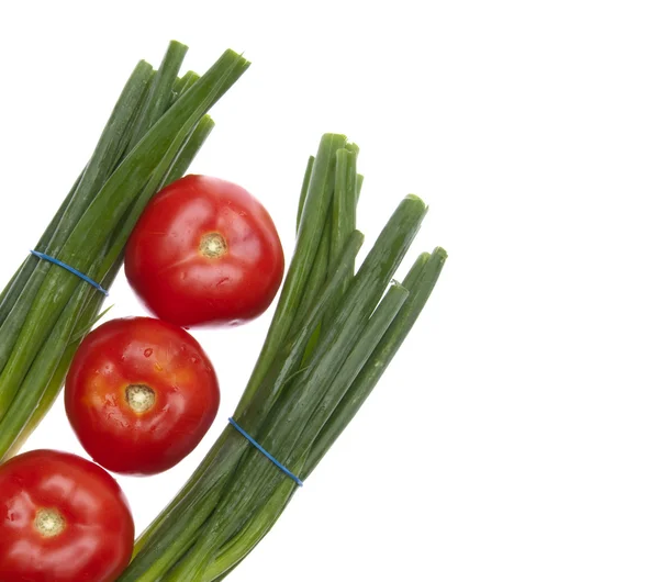 Cebollas Verdes Frescas Con Tomates Concepto Comida Imagen Fronteriza —  Fotos de Stock
