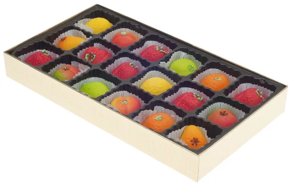 Πολύχρωμο αμυγδαλωτό σε φρούτα σχήματα — Φωτογραφία Αρχείου