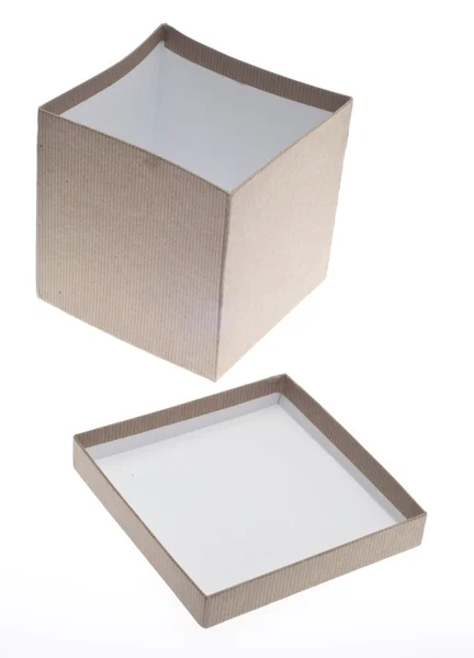 Caixa de presente reciclada de papel marrom aberto — Fotografia de Stock