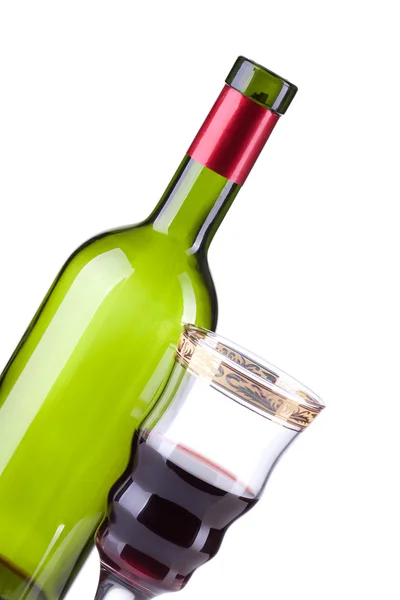 Şarap şişesi ve şarap kadehi. — Stok fotoğraf