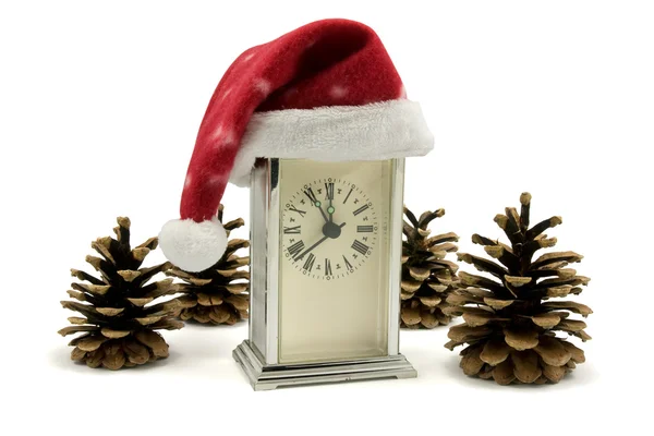 Relógio com chapéu de Santa — Fotografia de Stock