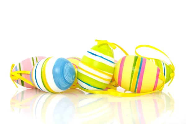 Colorido brillante huevos de Pascua — Foto de Stock