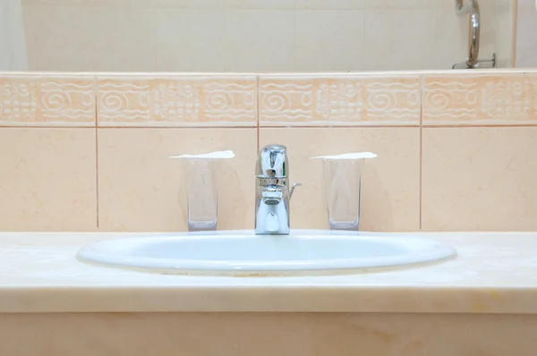 Ванная комната отеля — стоковое фото