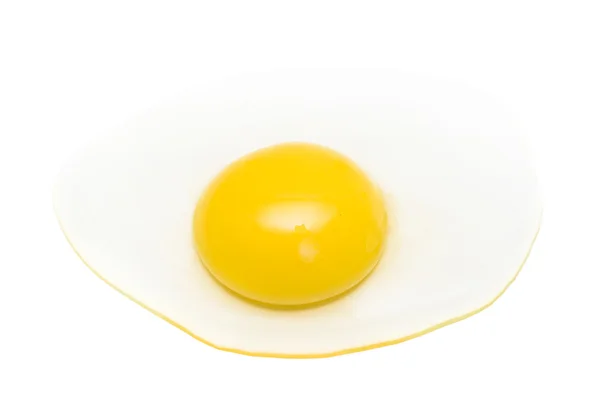 Uova fritte su sfondo bianco — Foto Stock
