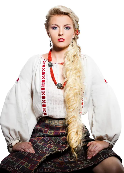 Ulusal kostüm güzel kadın — Stok fotoğraf