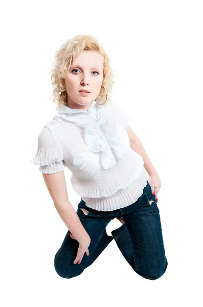 Frauen Weißer Bluse Und Jeans Isoliert Auf Weißem Hintergrund — Stockfoto