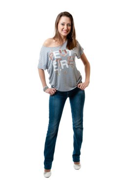 Kadınlar çizgili yelek ve kot pantolon