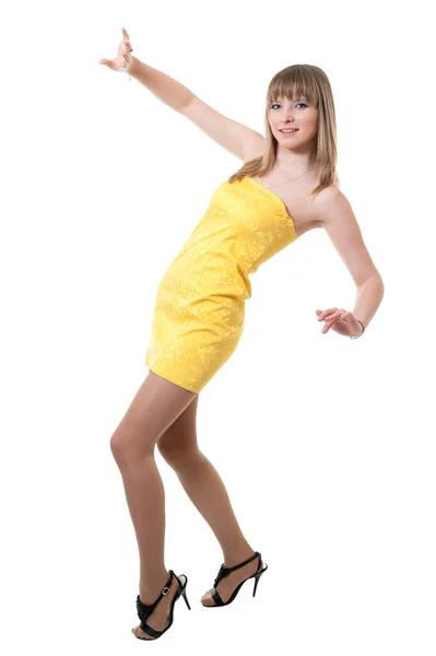 노란 옷을 입은 소녀 — 스톡 사진