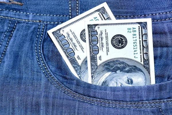Otrhaný džíny kapsa s slza — Stock fotografie
