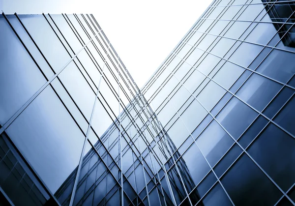 Moderno centro de negocios de vidrio — Foto de Stock