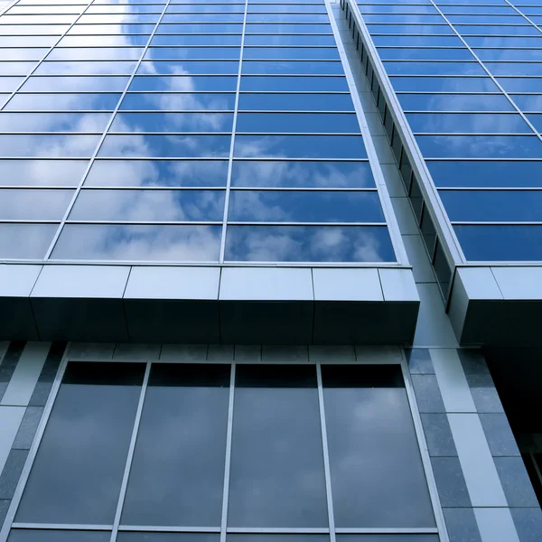 Utsidan av moderna kommersiella byggnader — Stockfoto