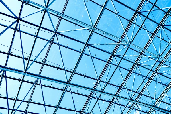 Getextureerde plafond binnen shopping mall — Stockfoto
