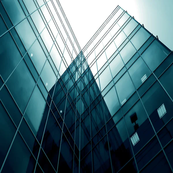 Blivande Visa till nya moderna byggnad skyskrapor — Stockfoto