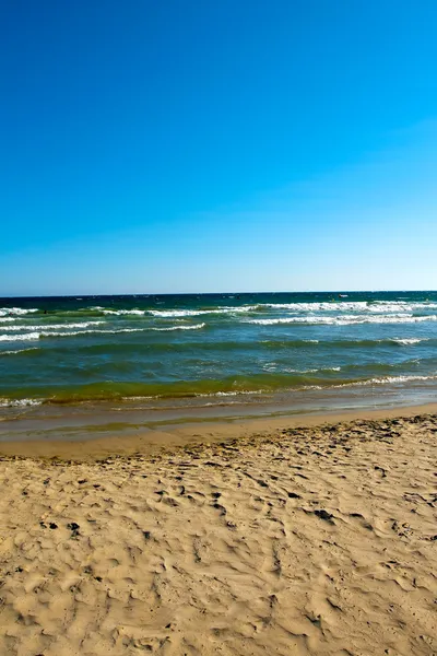 Spiaggia soleggiata — Foto Stock