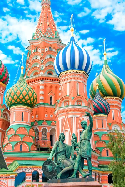 Catedral de São Basílio na Praça Vermelha em Moscou — Fotografia de Stock
