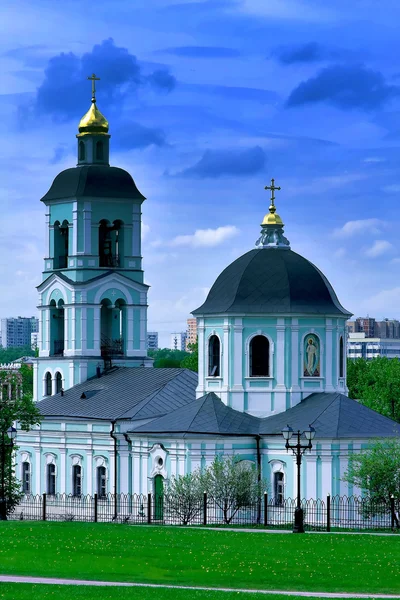 Beroemde Russische kerk — Stockfoto