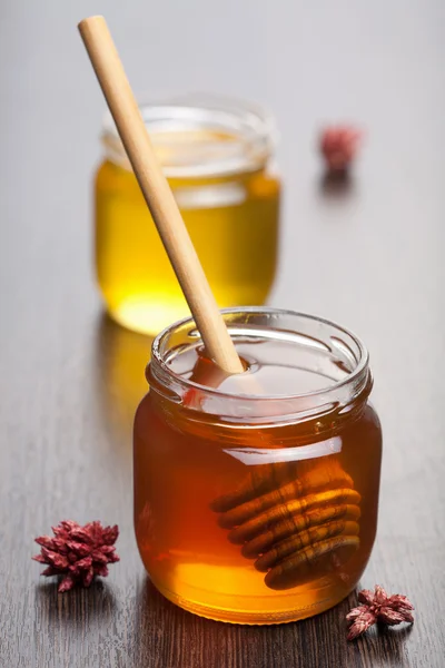Honey in jars — Stock Photo, Image