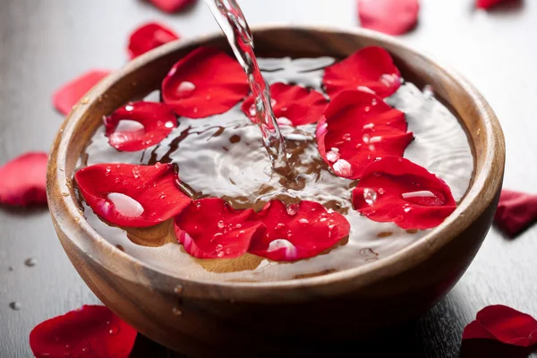 Terapia de spa con flores —  Fotos de Stock