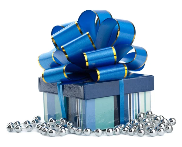 Caixa de presente azul isoladas — Fotografia de Stock