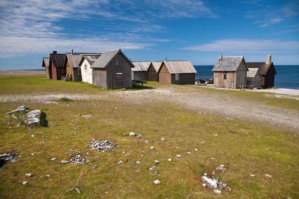 Klein dorpje in de buurt van de zee — Stockfoto