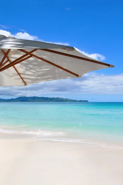 Praia de areia branca bonita em Boracay — Fotografia de Stock