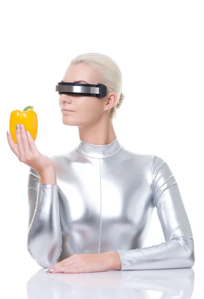 Cyber woman with sweet pepper — Stock Photo, Image