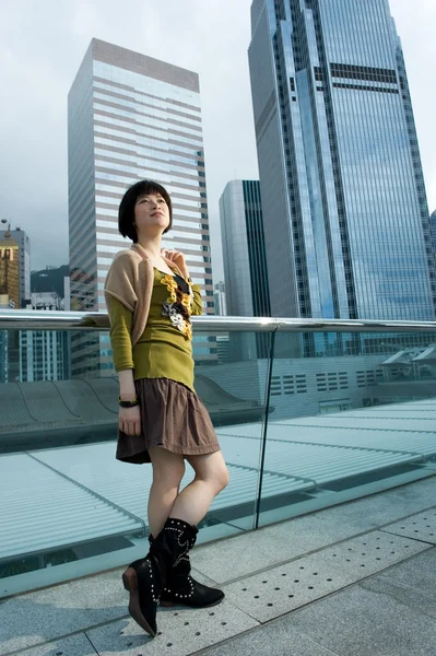 Schöne chinesische Frau Spaß im Freien — Stockfoto