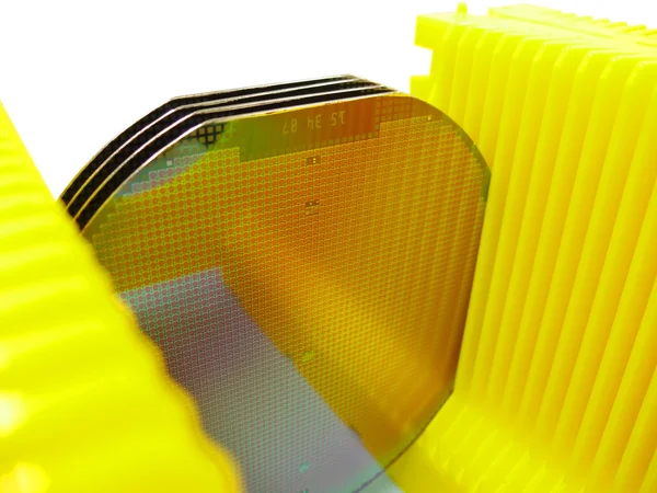 Silicone wafer in een gele drager — Stockfoto