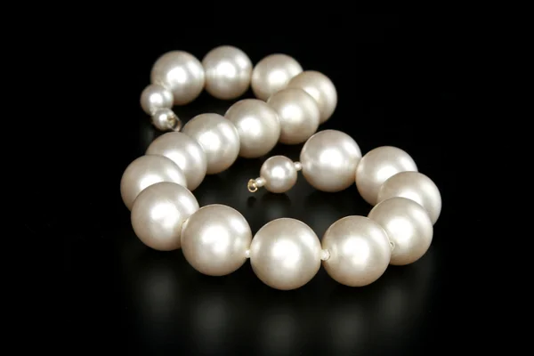 Cuentas de perlas (DOF poco profundo ) — Foto de Stock