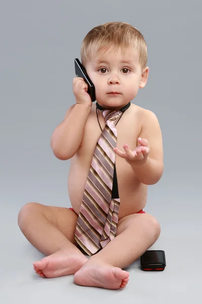 Young Businessman Talk Cell Phone Tie Grey Background — Stock Photo, Image