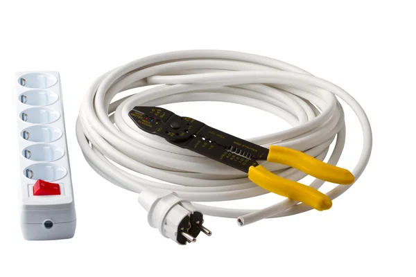 Elektrický kabel, drát striptérka, vidlici a zásuvce — Stock fotografie