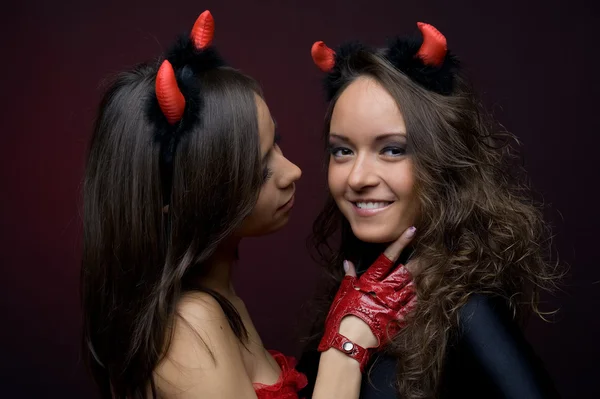 Δύο ελκυστική διάβολοι — Φωτογραφία Αρχείου