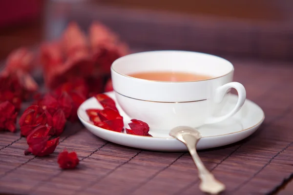 Stock image Black tea in a white cup