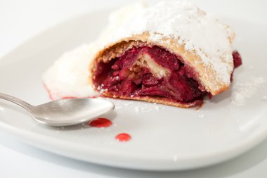 Vişne strudel portre