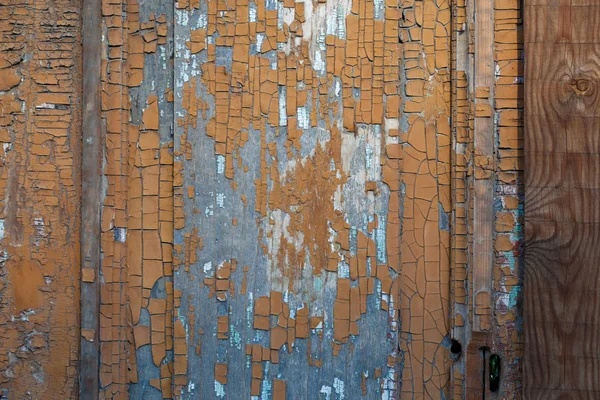 A velha porta de madeira — Fotografia de Stock
