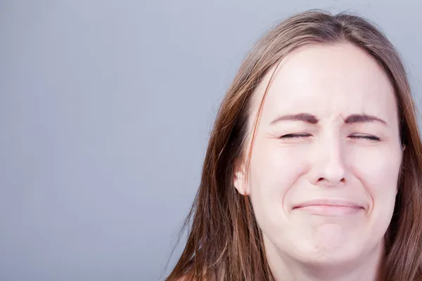 Close-up van jonge huilende meisje — Stockfoto