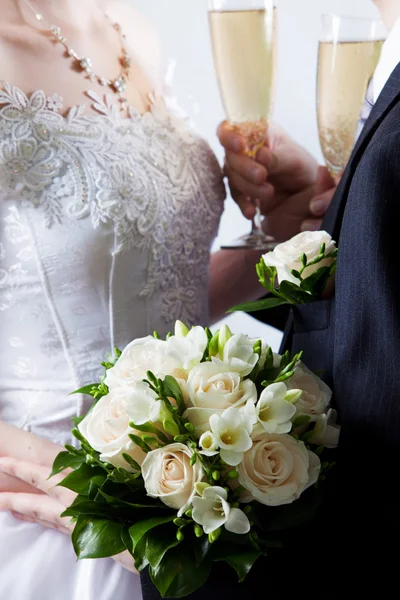 Buquê de casamento de flores brancas — Fotografia de Stock