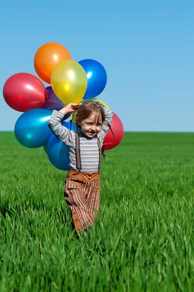 風船を持つ子供 — ストック写真