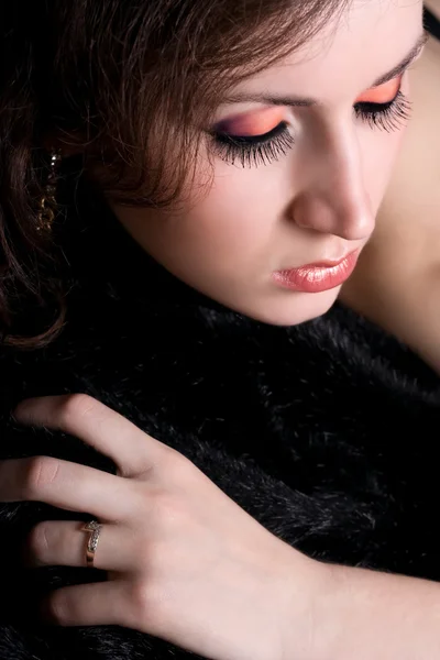 Rosto menina bonita com maquiagem close-up — Fotografia de Stock