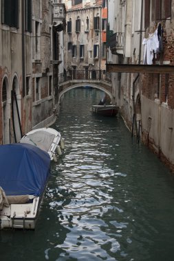 Venedik canal