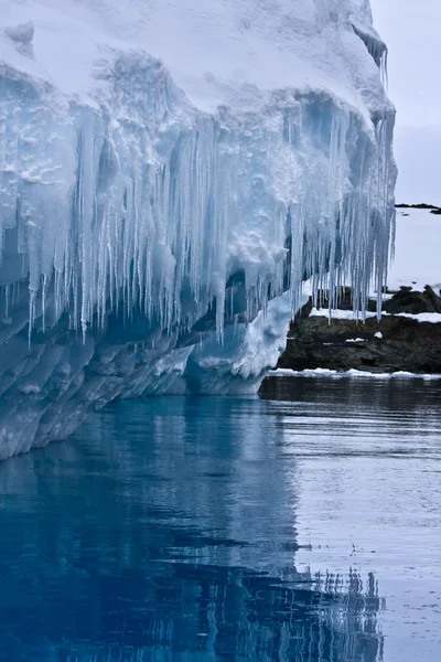 Antarktiszi jéghegy — Stock Fotó