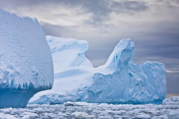 Enorme iceberg in Antartide — Foto Stock