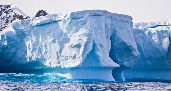 Антарктический Айсберг Снегу — стоковое фото