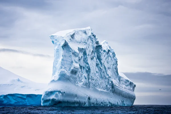 Enorma isberg Stockbild